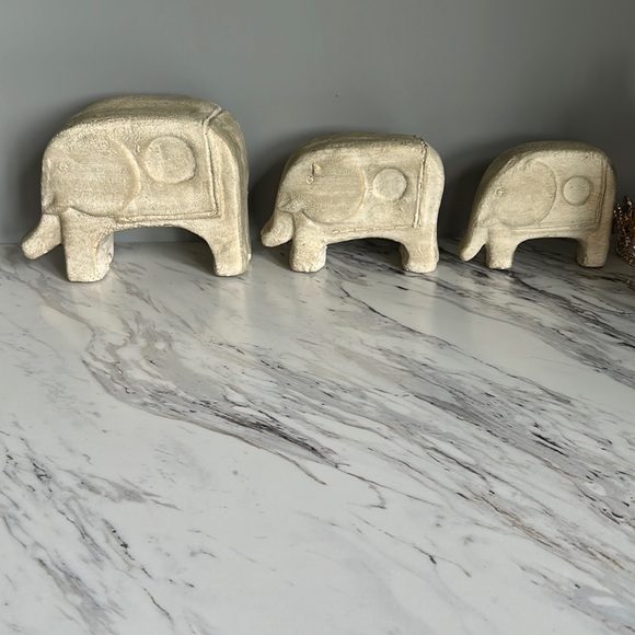 Beautiful Cement Elephants - Picture 1 of 10
